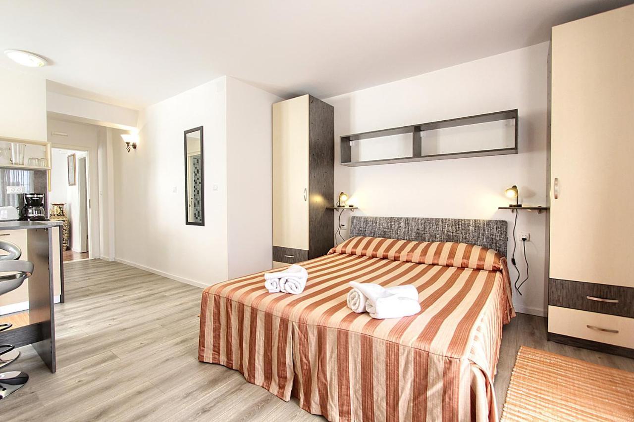 Gloria 2 * Dubrovnik