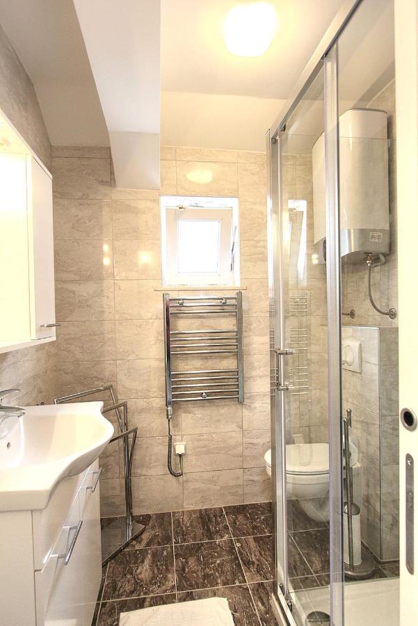 Apartment Gloria 2 *